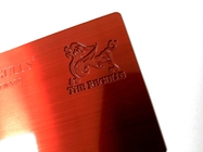 Carte de crédit balayée rouge en acier avec la signature de bande magnétique de Hico