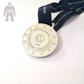 le fonctionnement sportif de sports de médailles d'or en métal de l'antiquité 3d a attribué à 2mm l'épaisseur