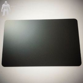 Cartes de luxe adaptées aux besoins du client en métal VIP d'adhésion plaquées pour le logo de cadeau d'affaires imprimé