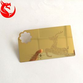 Cartes de visite professionnelle de visite anodisées par coupe d'or de laser avec le miroir sur l'épaisseur du dos 0.3mm 0.5mm