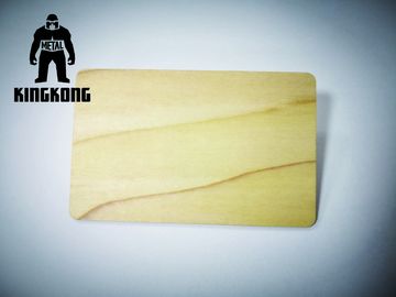 La coutume a gravé la carte en bois de membre d'affaires de sapin/érable/cerise avec l'impression d'écran en soie