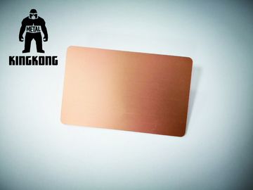 PVC Rfid du plastique 13.56mhz bloquant l'argent de carte de porte balayé adapté aux besoins du client
