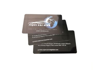 Cartes de visite professionnelle de visite découpées avec des matrices par moule adaptées aux besoins du client de PVC avec la forme irrégulière polychrome de l'impression 85x45mm